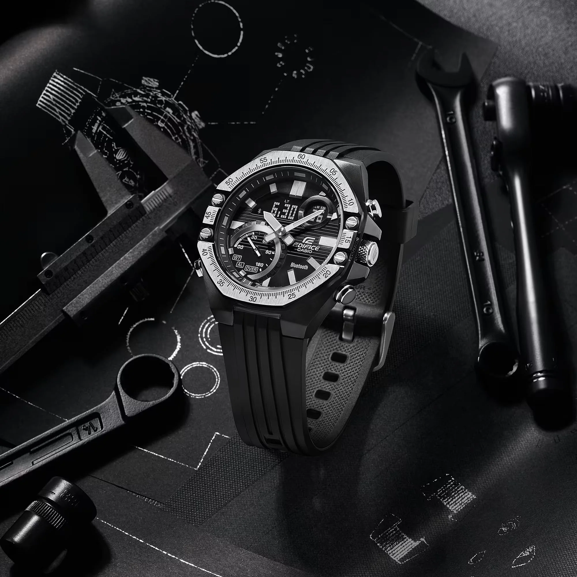 Casio Edifice (ECB-10TP-1A) - Image 2