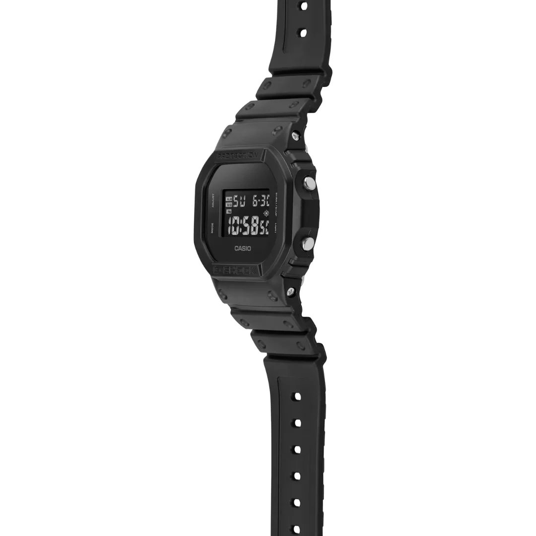 Casio G-Shock (DW-5600UBB-1) - Image 5
