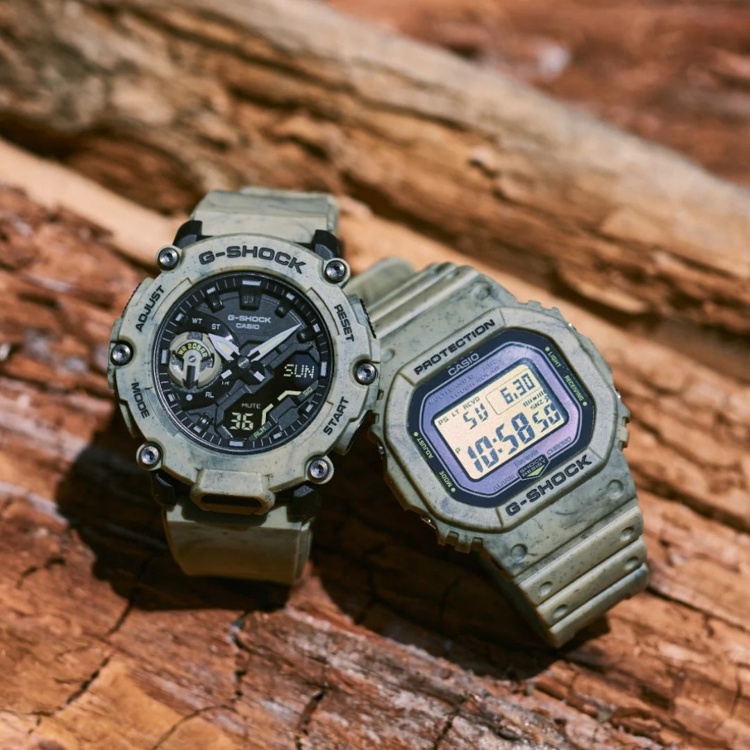 Casio G-Shock (GWB5600SL-5) - Image 2