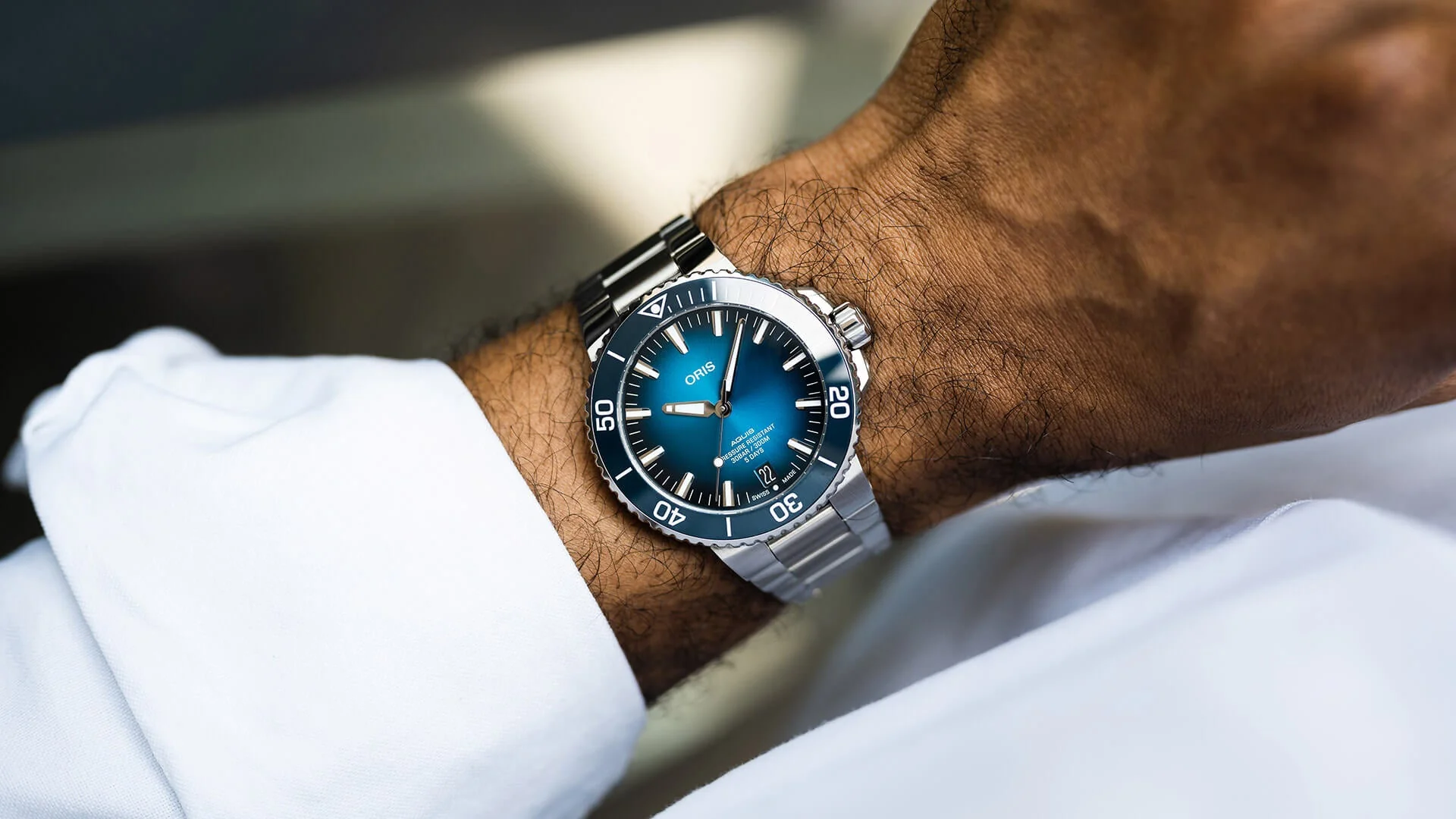 Oris Aquis (400.7763.4135S) - Image 4