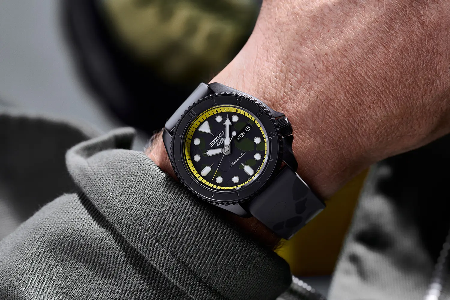 Seiko 5 Sports X One Piece (SRPH69K1) - Image 2