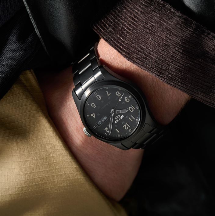 Seiko 5 Sports (SRPJ09K1) - Image 4