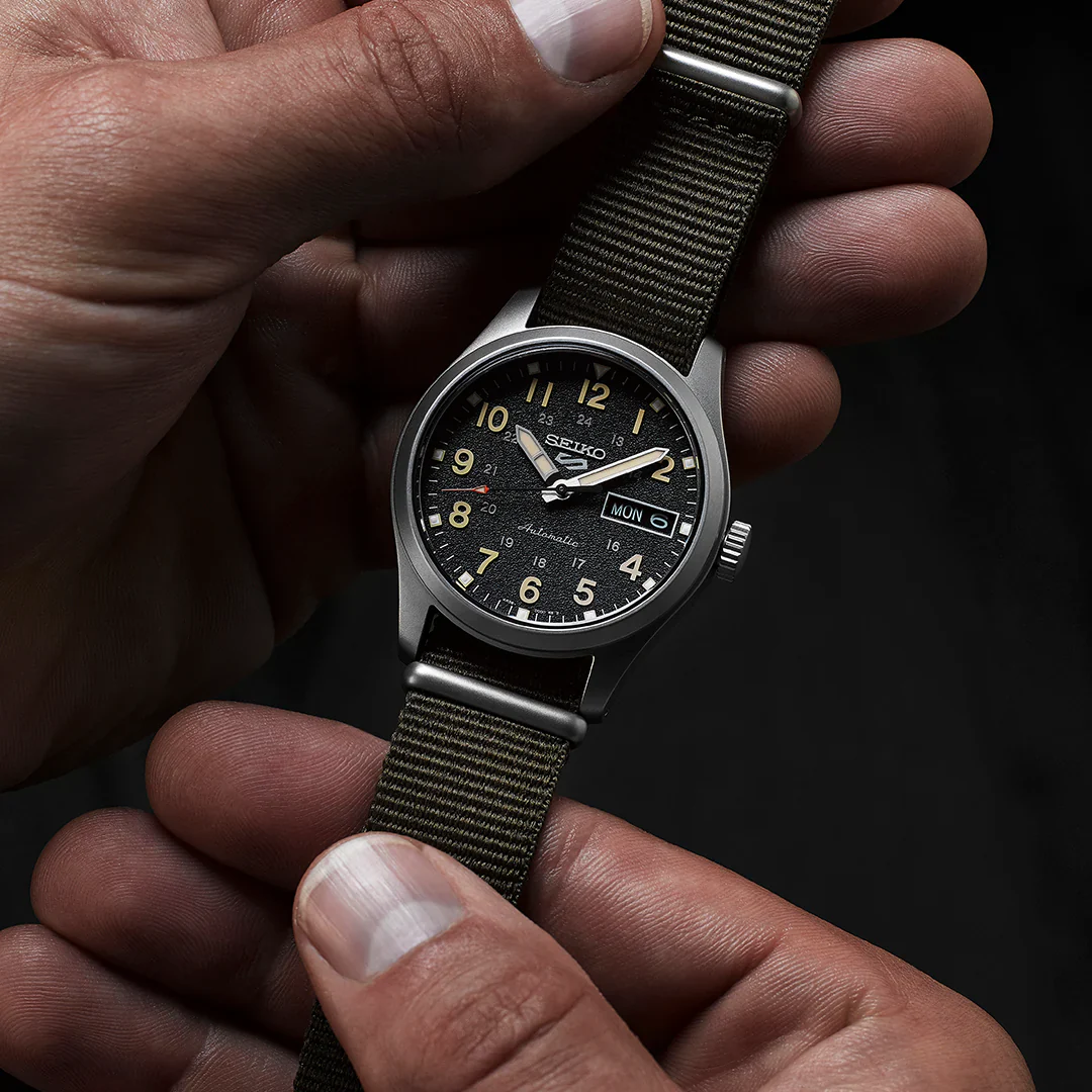 Seiko 5 Sports (SRPJ85K1) - Image 2