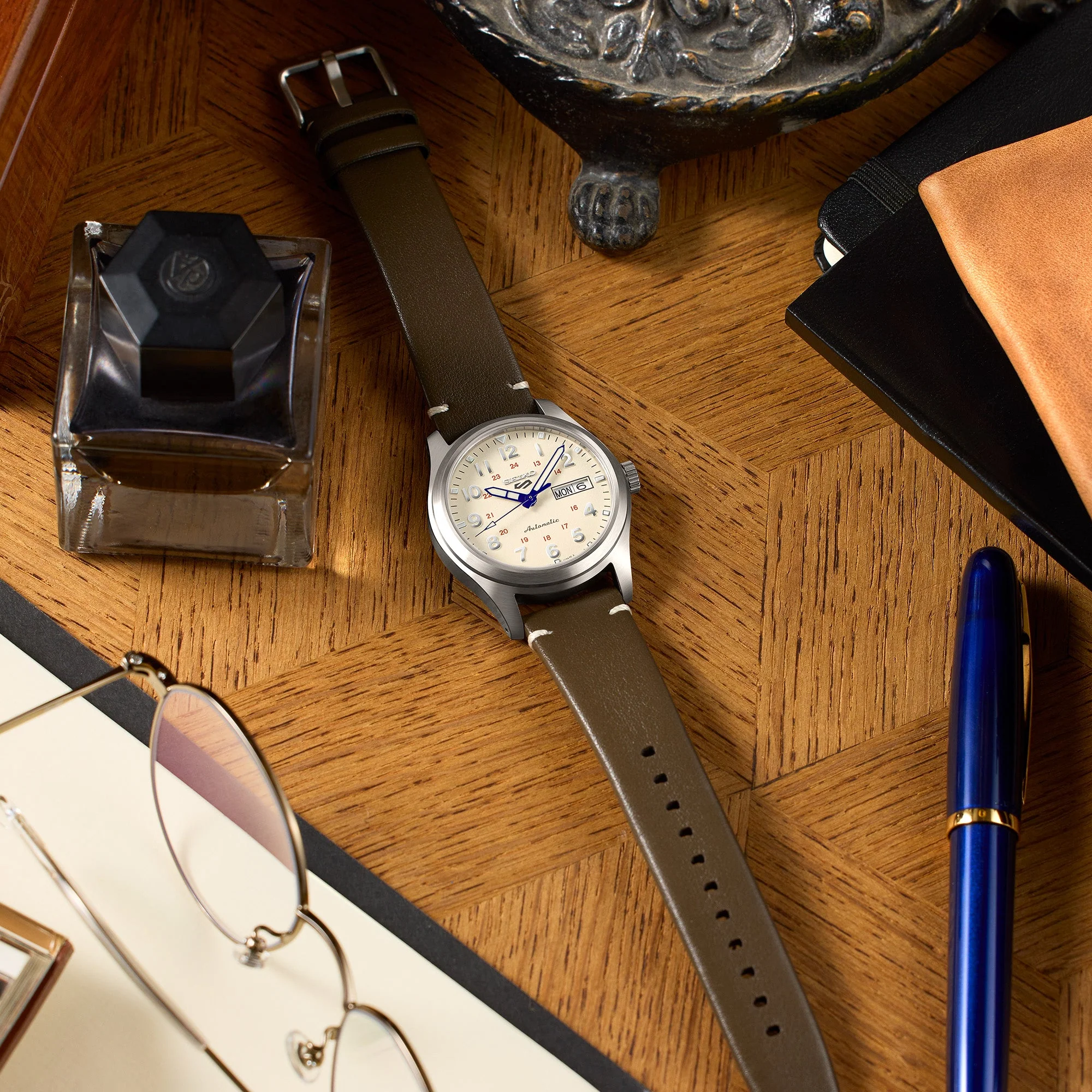 Seiko 5 Sports - 110th Anniversary ‘Laurel’ Limited Edition (SRPK41K1) - Image 6